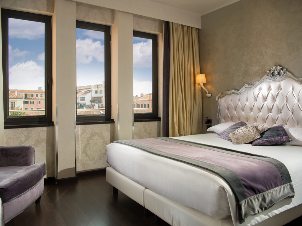 Buchen Sie Jetzt Eines Der Superior Zimmer Des Carnival