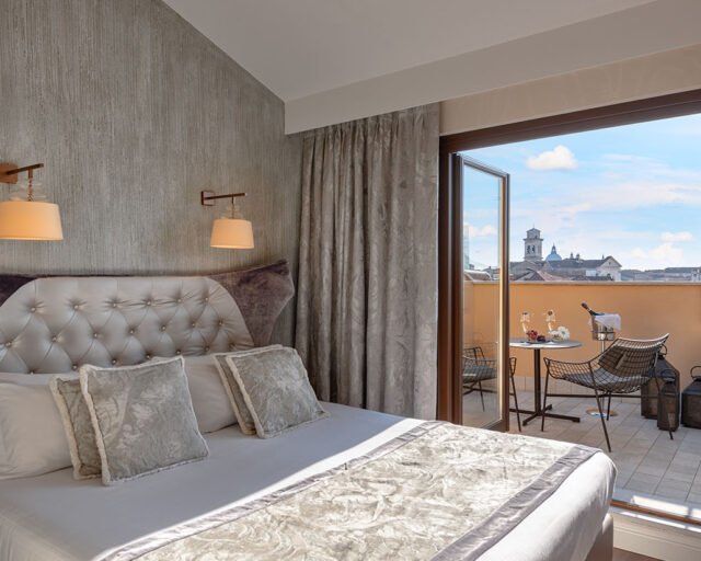 Panorama Doppelzimmer mit private Terrasse und Aussenwhirlpool